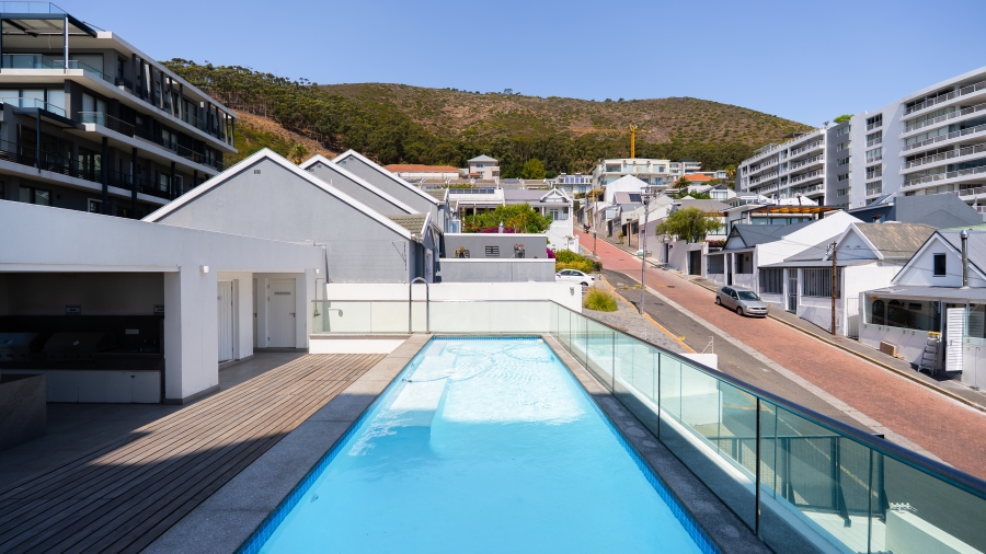 2 Bedroom Property for Sale in Sea Point Western Cape